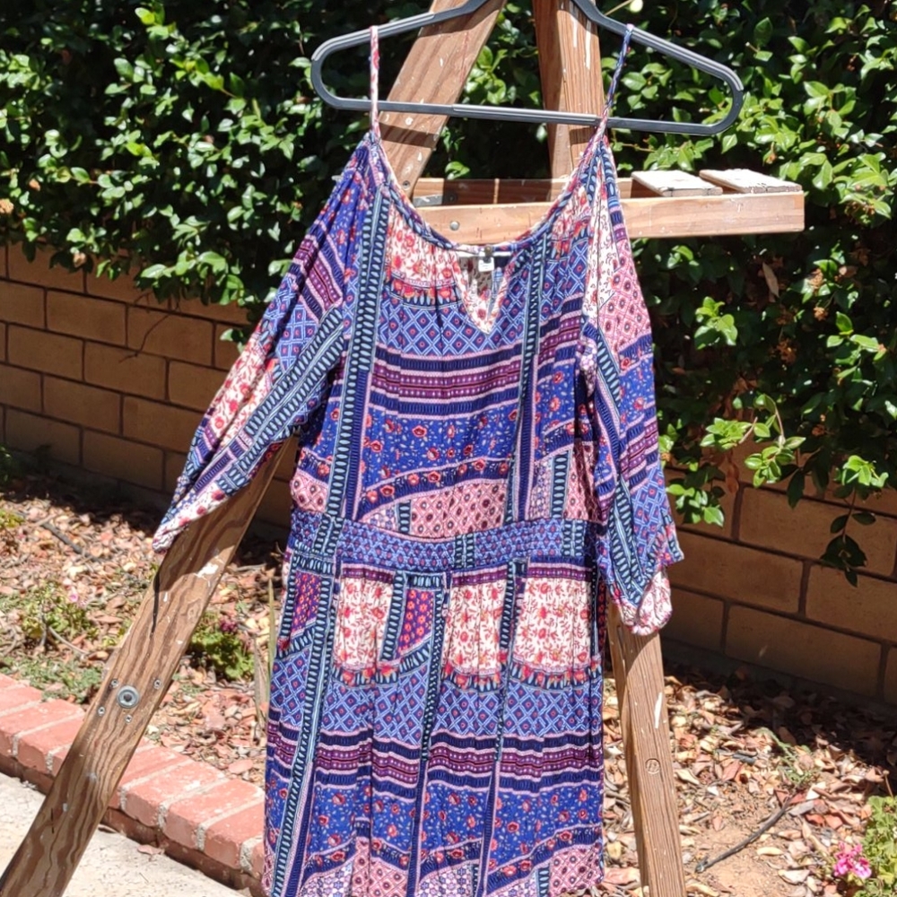 New AEO Boho Cold Shoulder Smocked Waist Mini XL